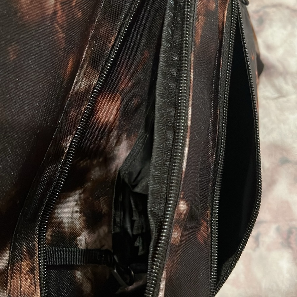 Backpack - Picture 5 of 12